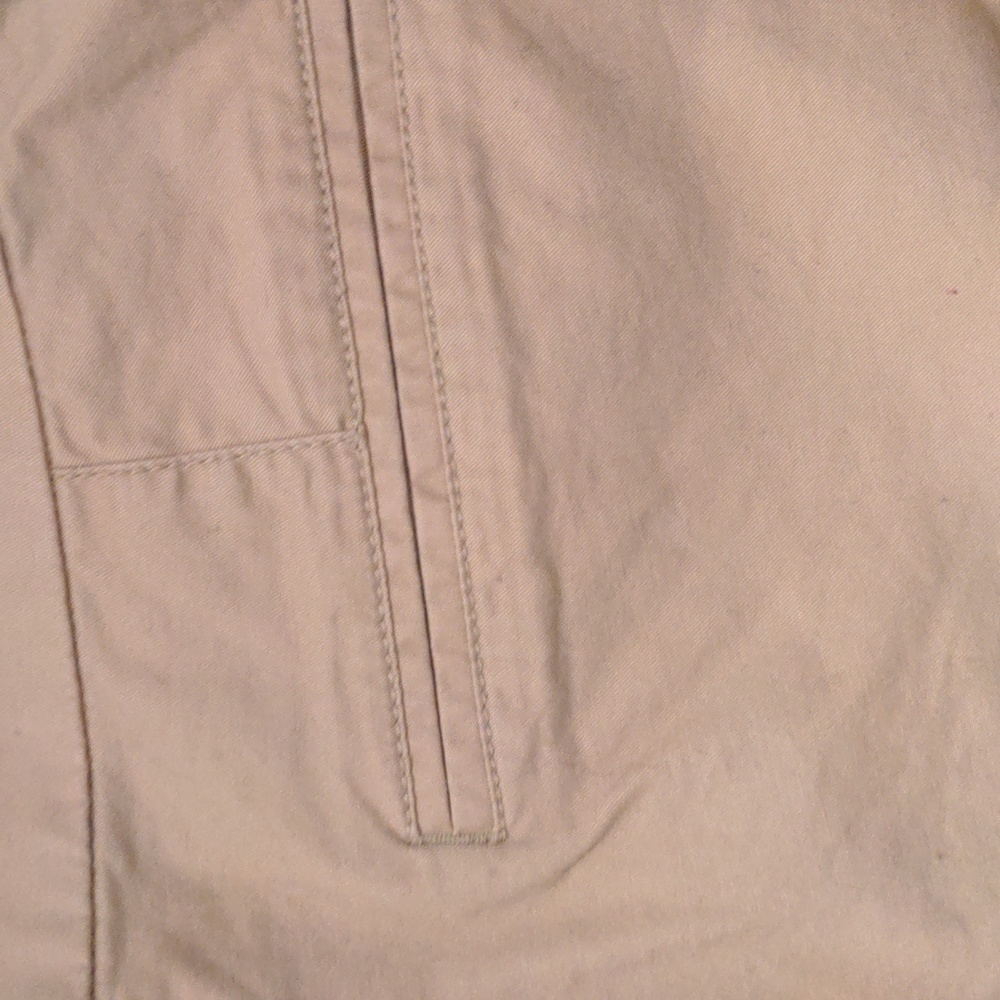 Shorts - Picture 4 of 4